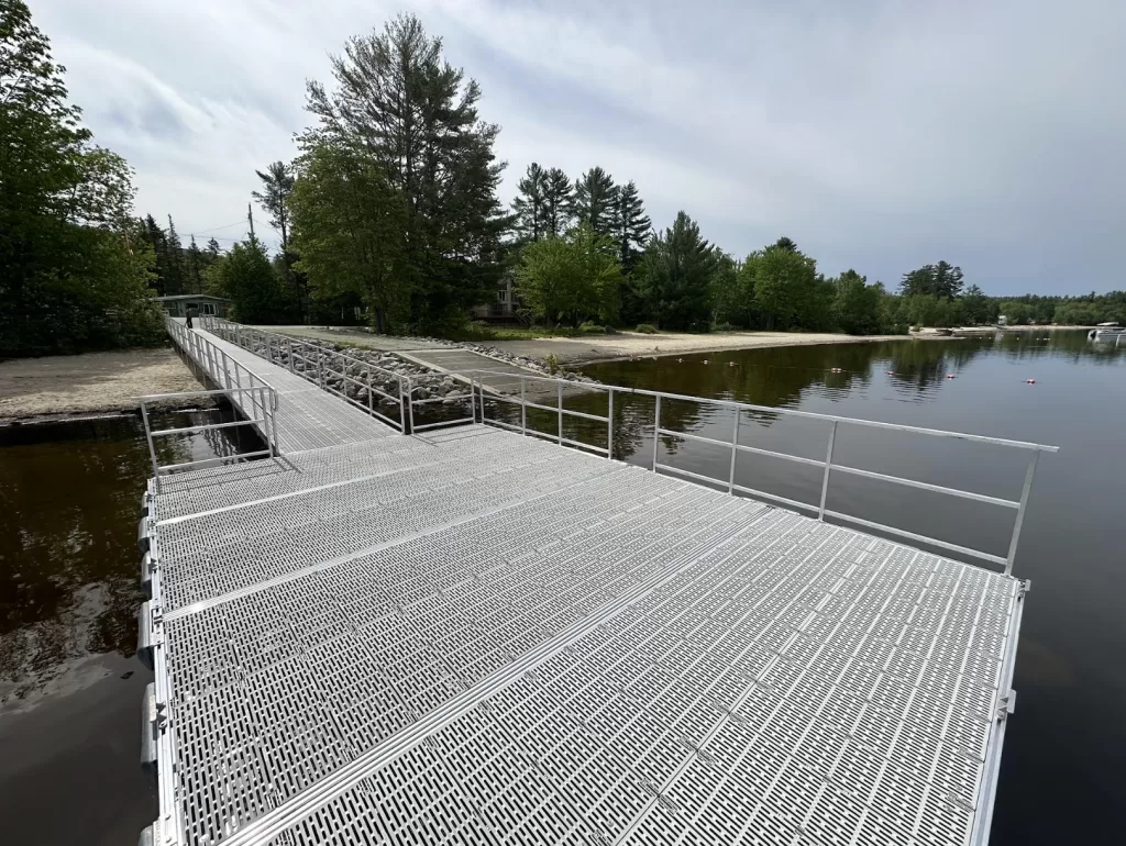 Roxbury Maine Municipality heavy-duty aluminum frame thruflow floating dock